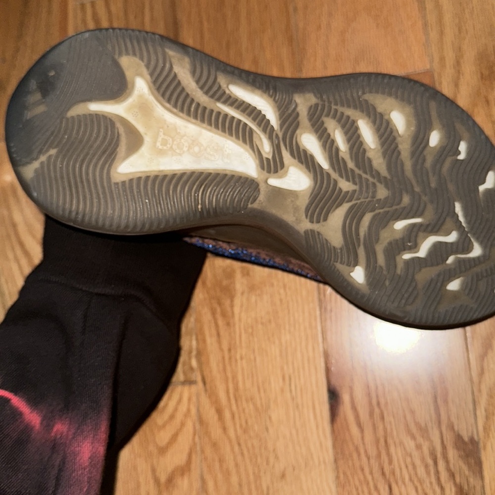 Yeezy boost Azure - Picture 9 of 11